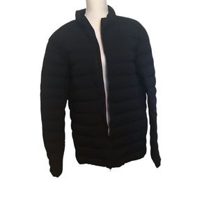 Mens XL Lululemon Jacket, never worn